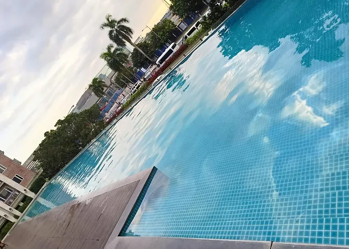 Facing Pool W Balcony Moa Bp1741 Apartment *