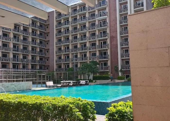 Facing Pool W Balcony Moa Bp1741 *
